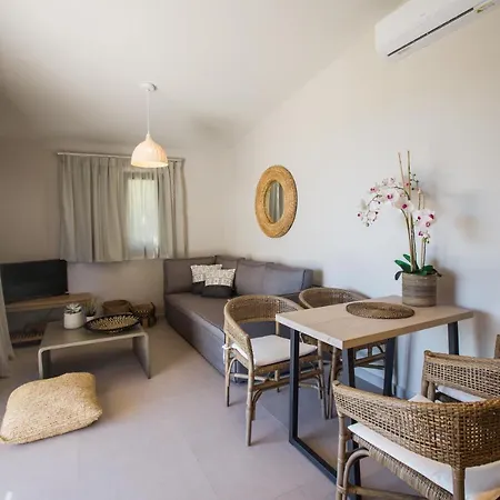 Grand Blue Beach & Suites アパート Xi Beach